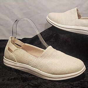 Clarks Cloudsteppers canvas flats US 7.5